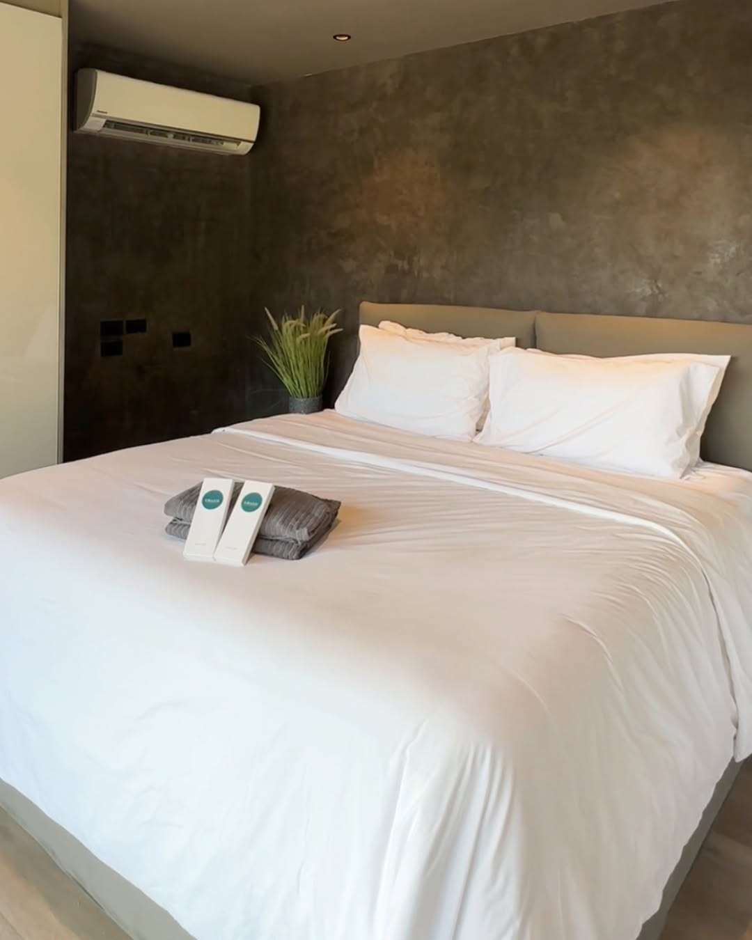 Master Suite bedroom at Villa Grazzi